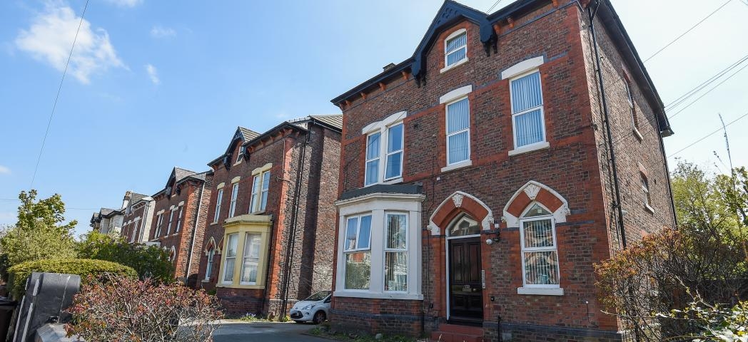 Detached end of road Edwardian style three storey property. The front garden has a brick built wall enclosing the property a small gate allows access up to the stepped front door.