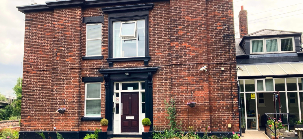 The front of Halton Road