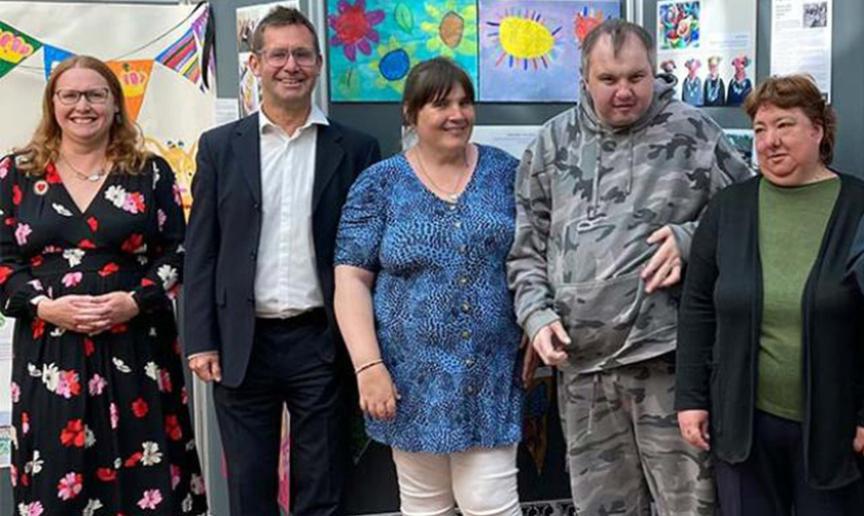 Residents and staff support Mansfield Art Project