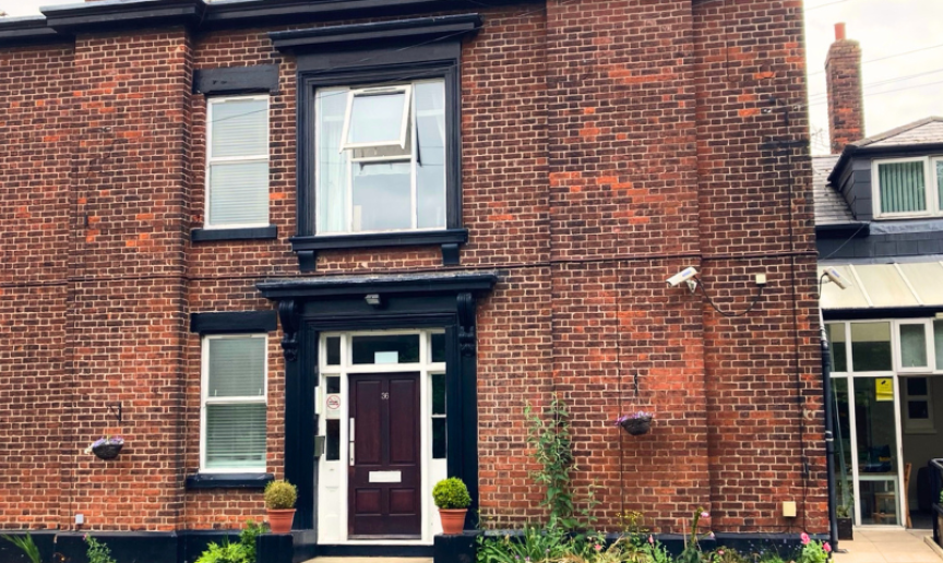 The front of Halton Road